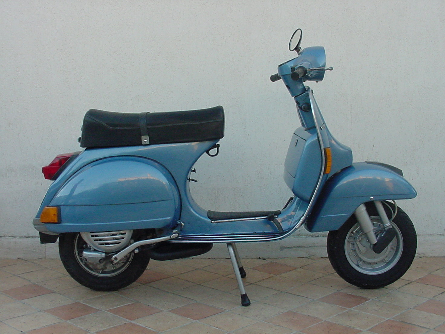 vespa p125x