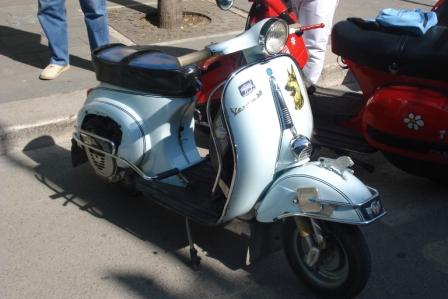 vespa 50 faro tondo